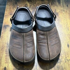 Men’s Brown Yukon Vista CROCS Size 13